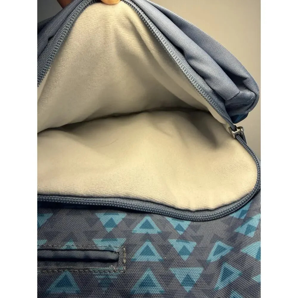 Jansport small hole
